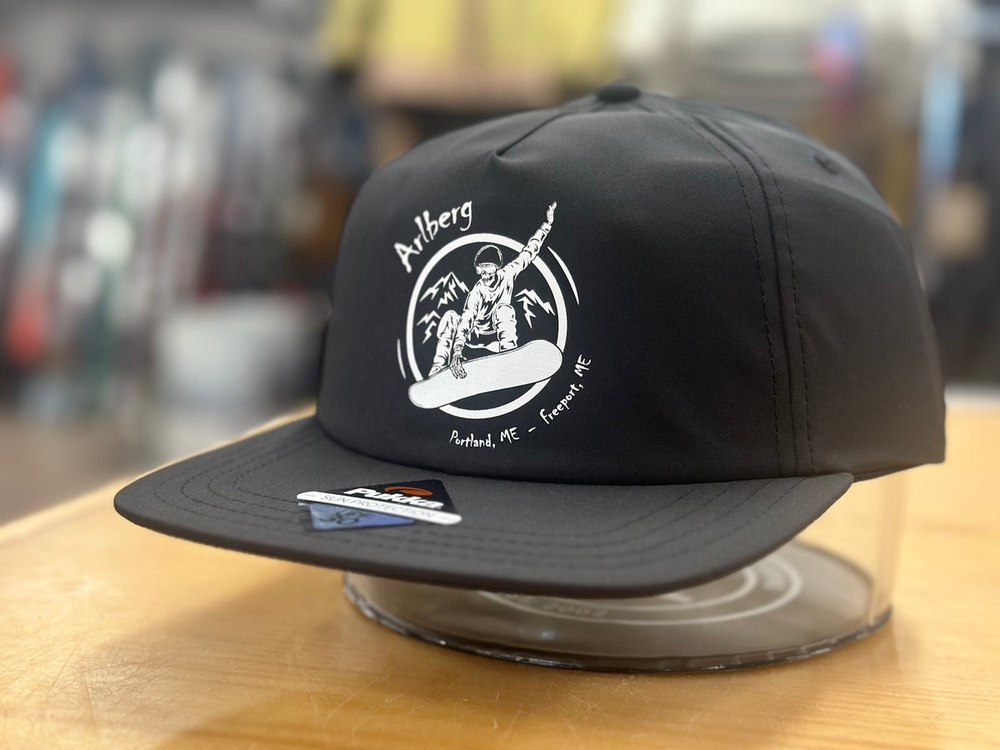 Arlberg Ski & Surf Shops Adjustable Snowboard Hat – 2025