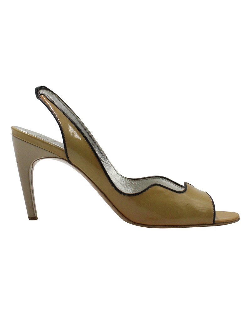 Roger Viver Wavy Peep-Toe Slingback Sandals in Camel Patent Leather