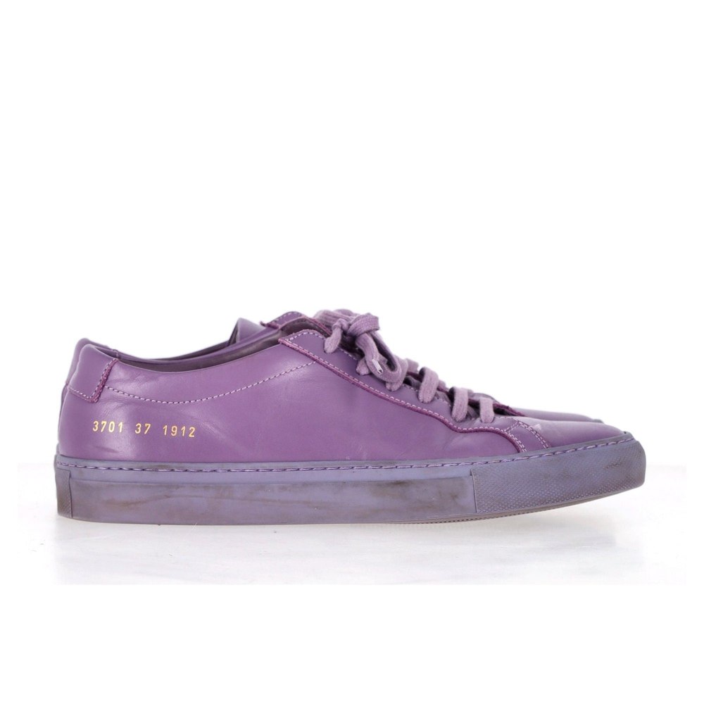 Common Projects Achilles Low-Top Sneakers in Purple Leather