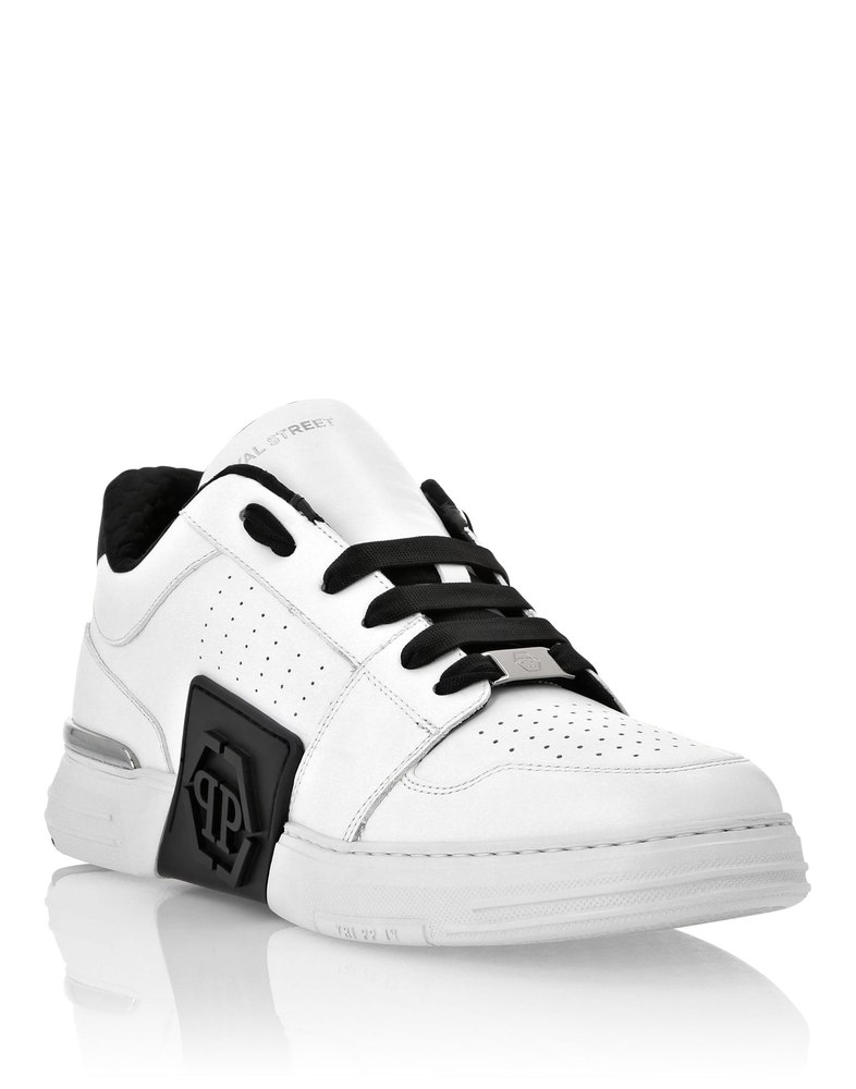 LO-TOP SNEAKERS ROYAL $TREET