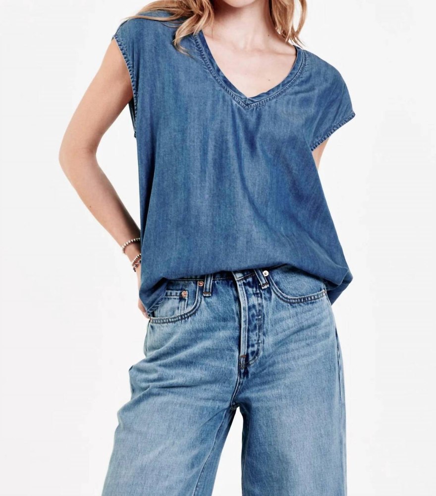 Janis Sleeveless Denim Top In Blue