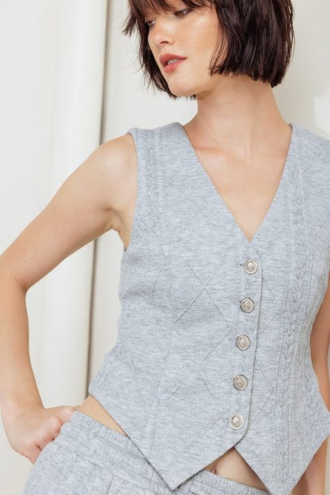 CITY RIVETS KNIT VEST