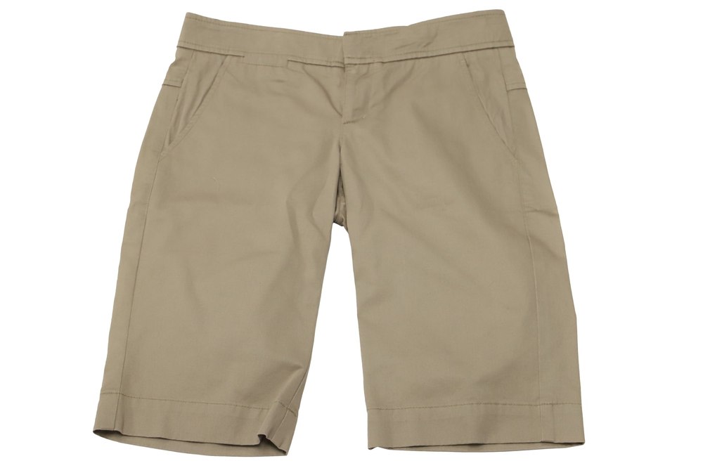 Vince Twill Bermuda Shorts in Beige Cotton 7765093974076