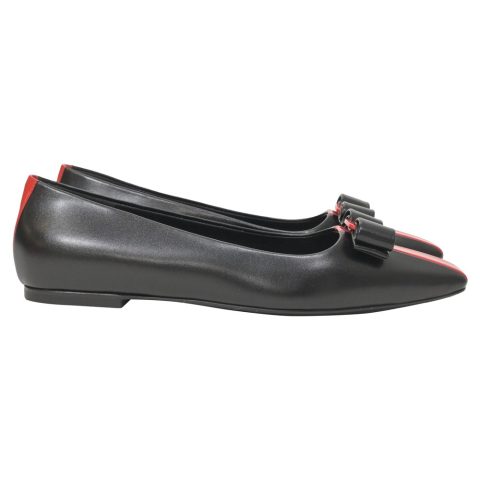 Salvatore Ferragamo Vara Bow Ballet Flats in Black Leather 7766513680444