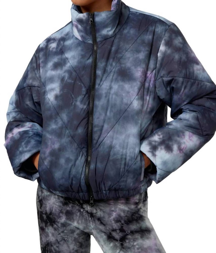Easton Puffer Jacket In Tie Dye