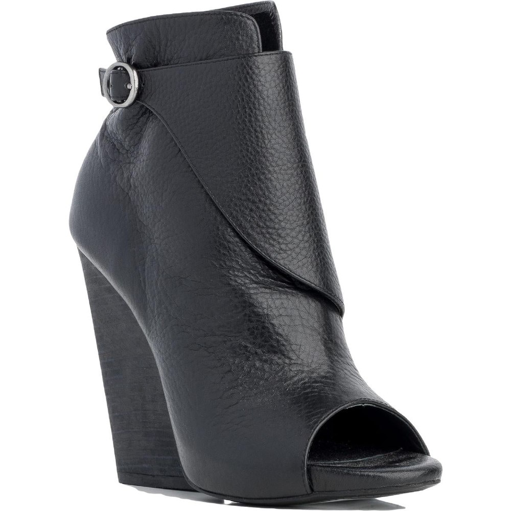 Evalane Leather Peep Toe Platform Heels