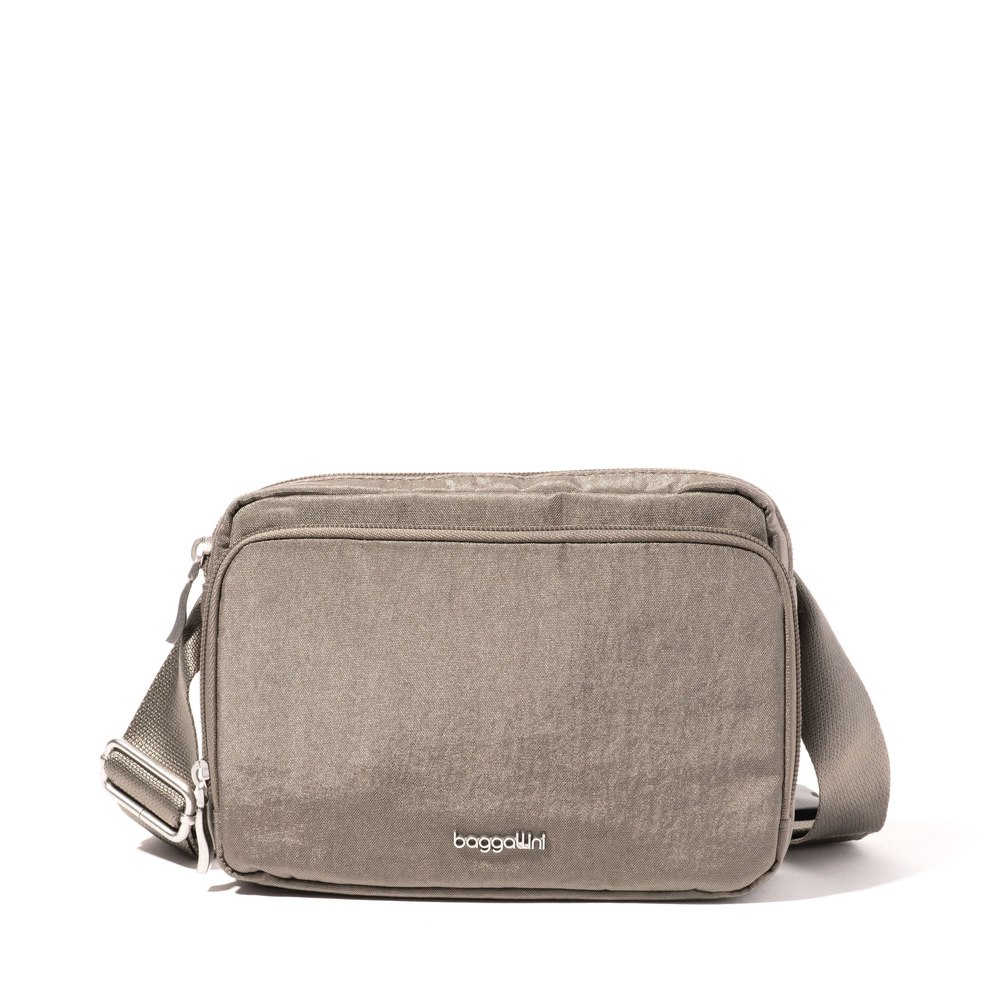 baggallini Modern Belt Bag