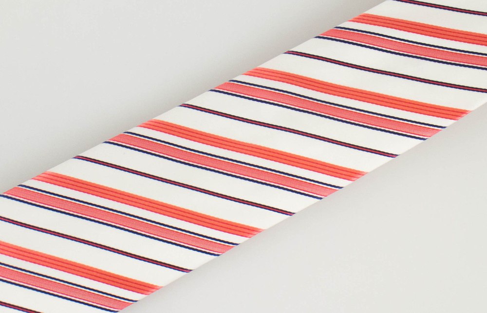 White with Red Striped Pattern 100% Silk Neck Tie